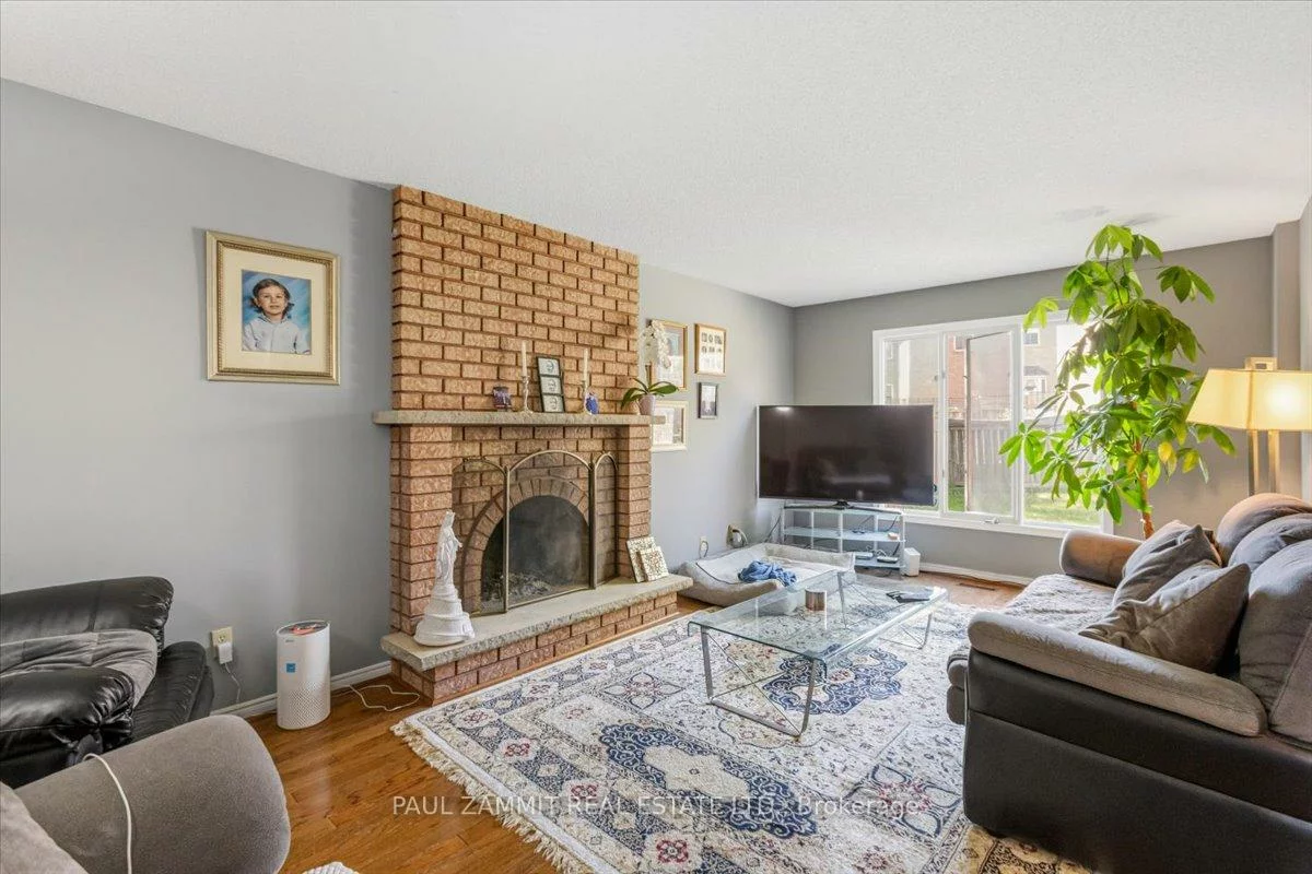236, Green, Thornlea, Markham