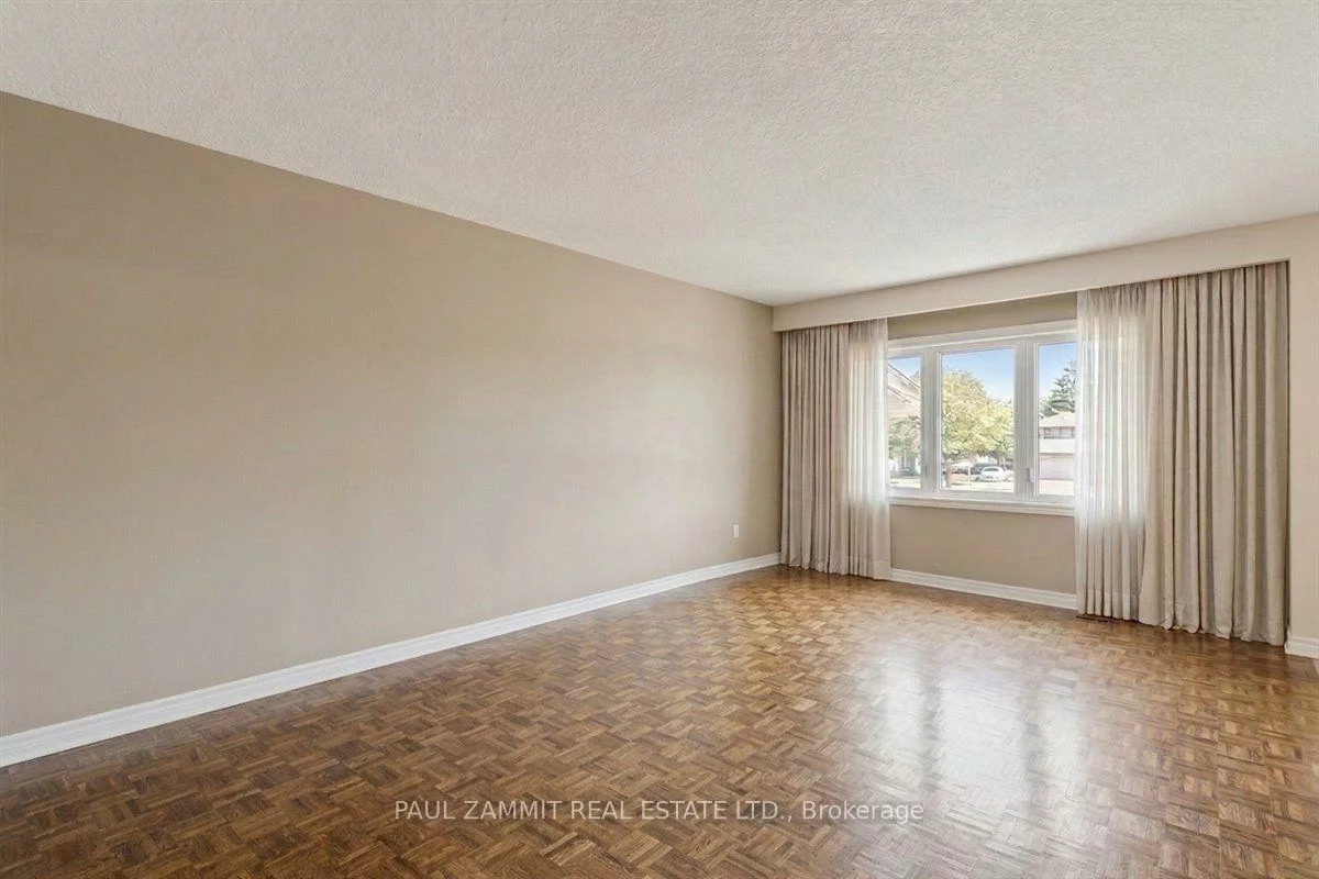 236, Green, Thornlea, Markham