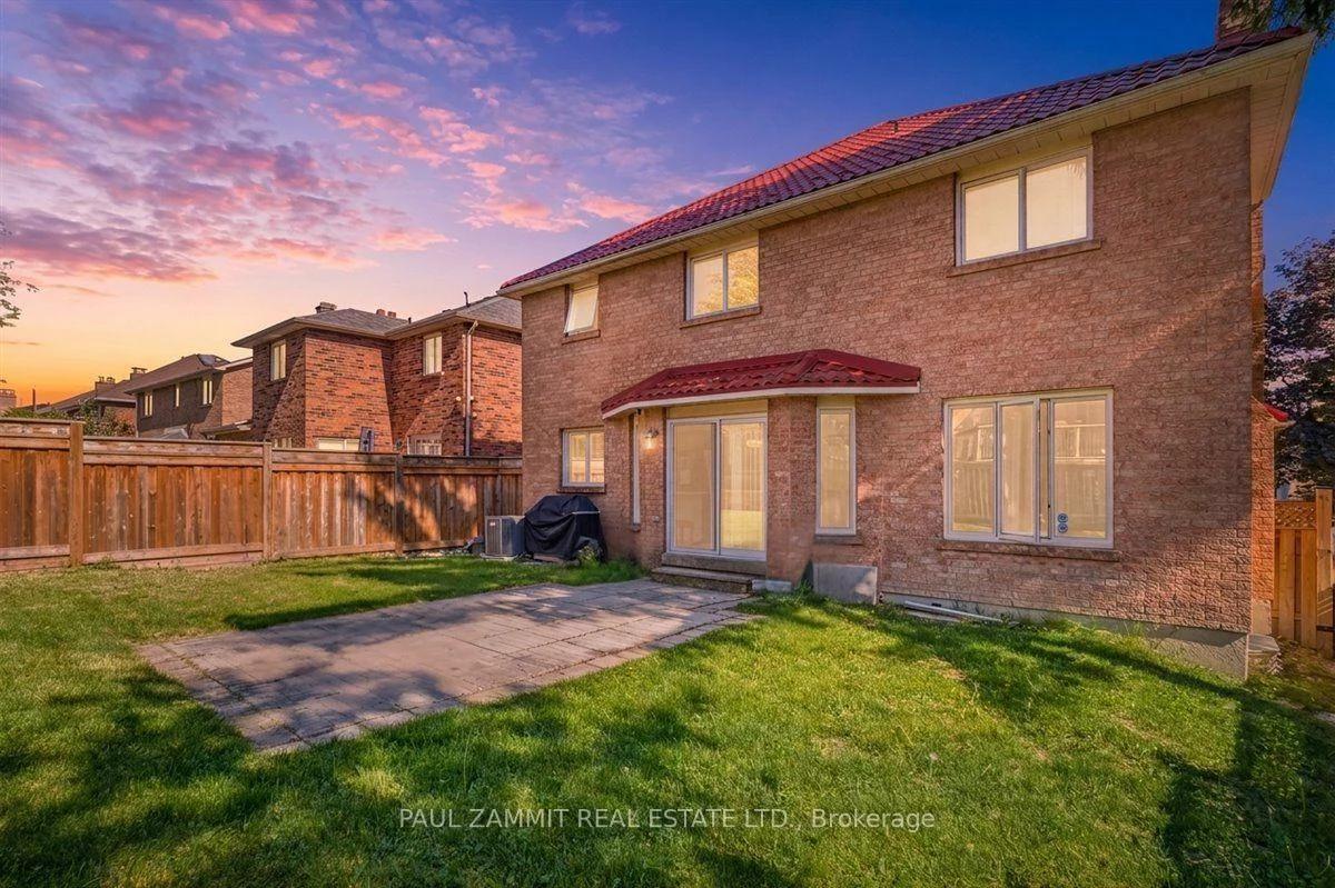 236, Green, Thornlea, Markham