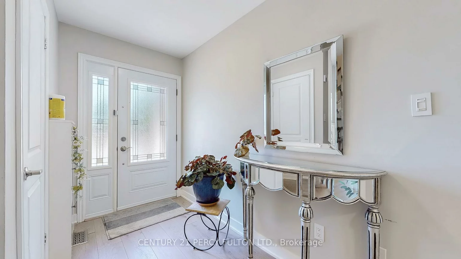 158, Holm, Aileen-Willowbrook, Markham