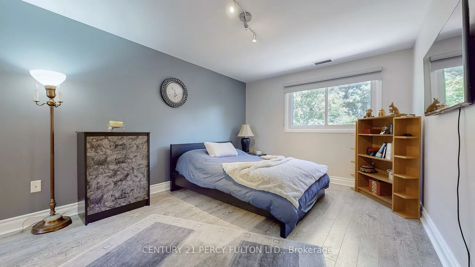 158, Holm, Aileen-Willowbrook, Markham