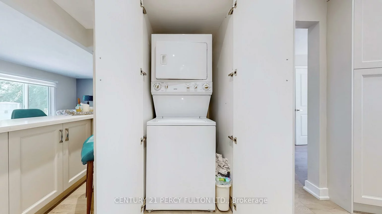 158, Holm, Aileen-Willowbrook, Markham
