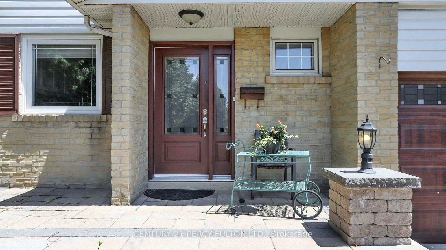 158, Holm, Aileen-Willowbrook, Markham