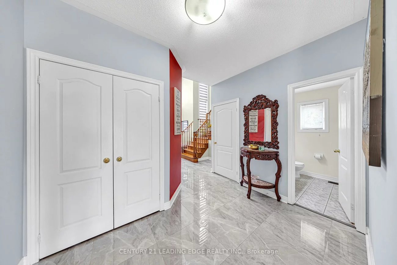 40, Ann Louise, Cedarwood, Markham