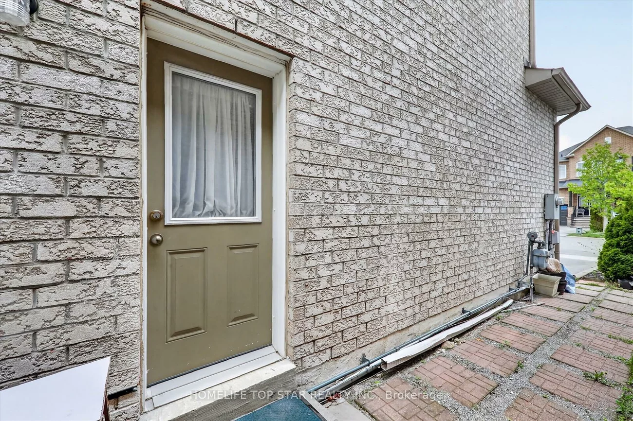 27, Lahore, Cedarwood, Markham