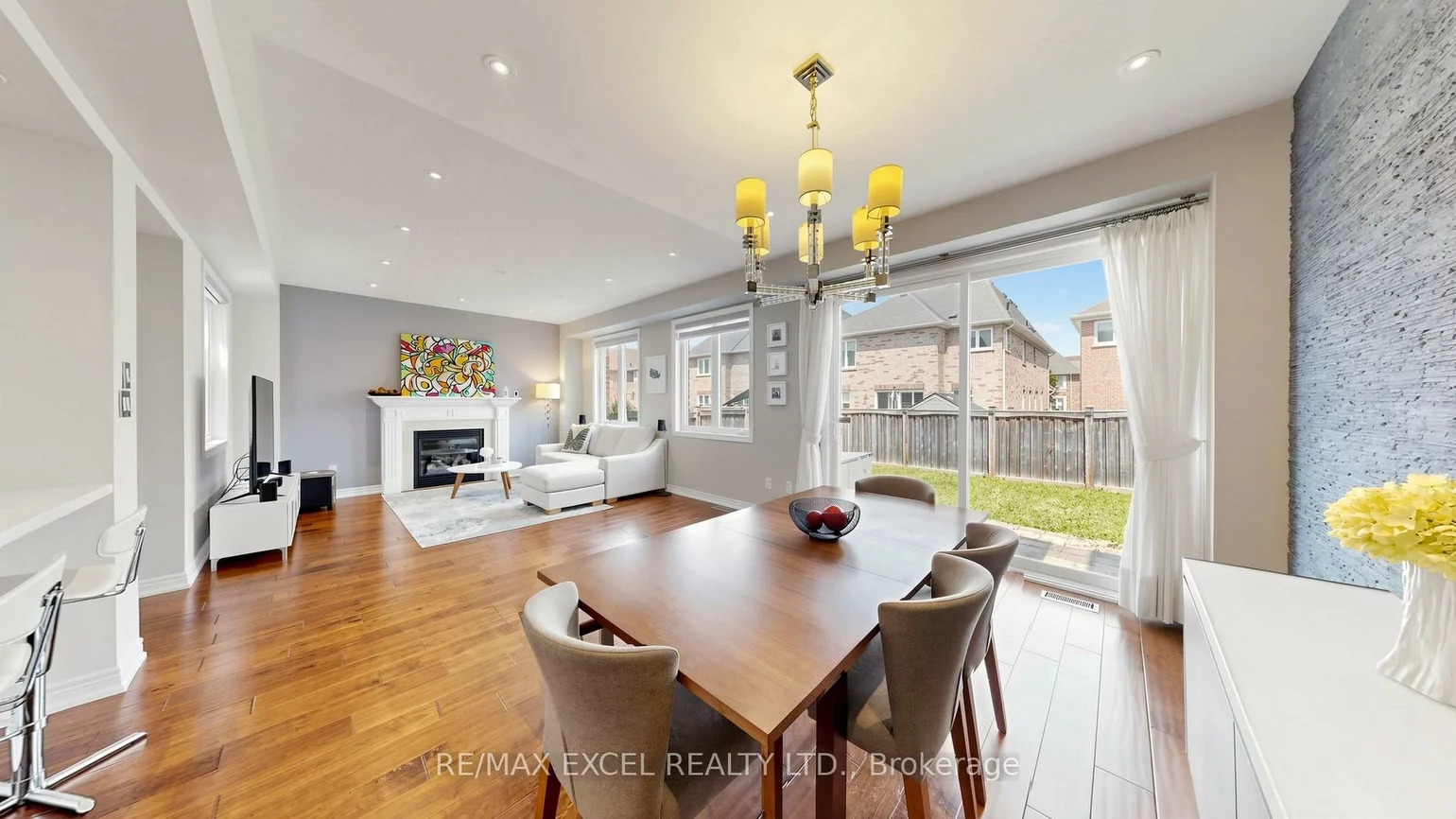 14, James Joyce, Victoria Manor-Jennings Gate, Markham