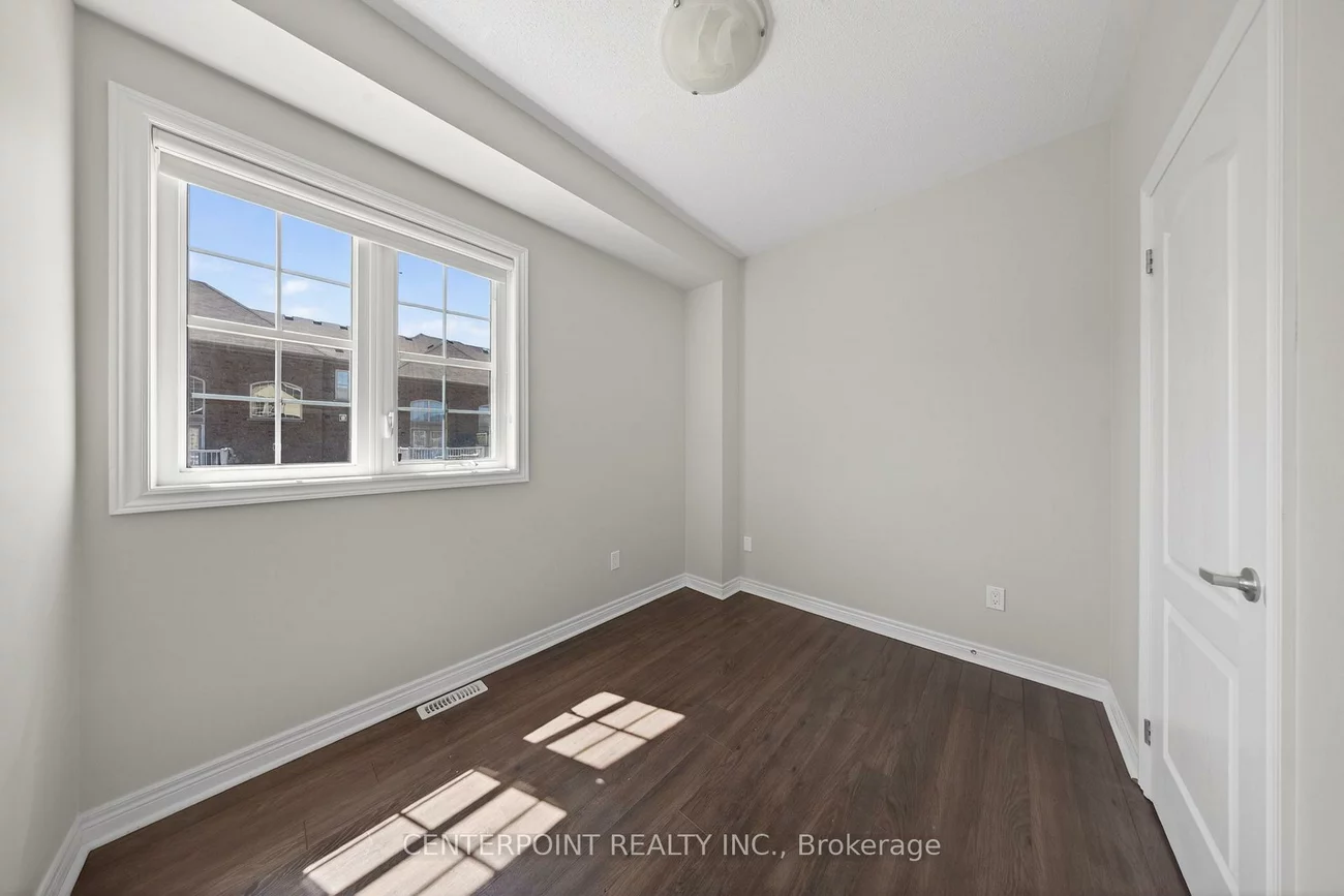 48, Tufo, Victoria Square, Markham