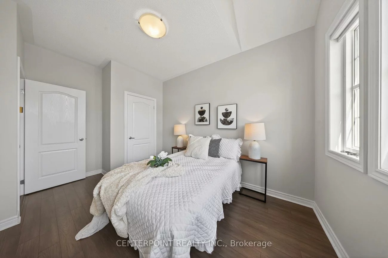 48, Tufo, Victoria Square, Markham