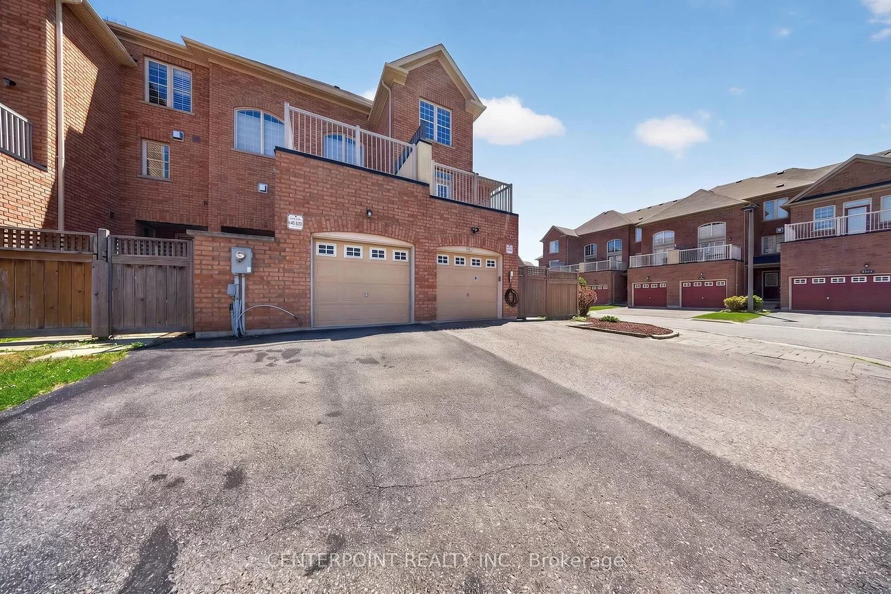 48, Tufo, Victoria Square, Markham