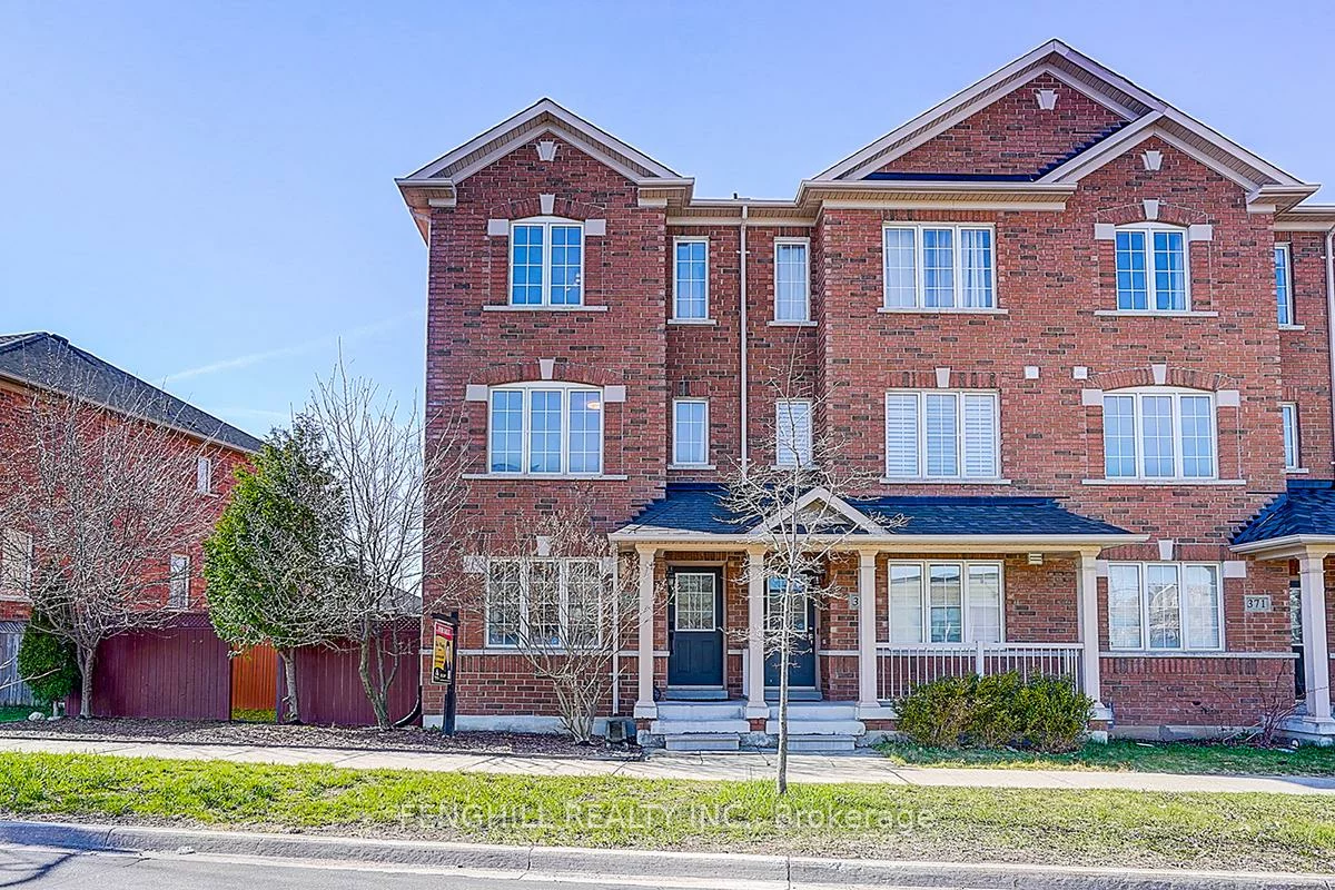 375, White's Hill, Cornell, Markham