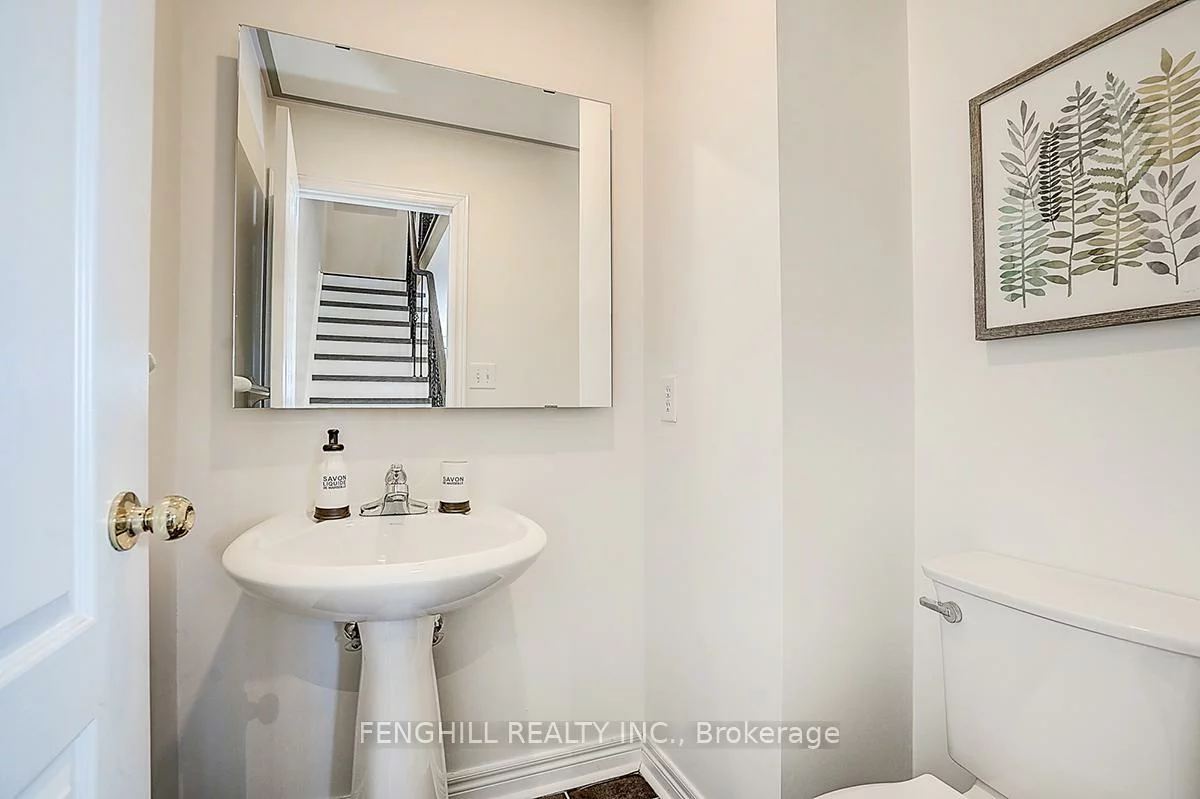 375, White's Hill, Cornell, Markham