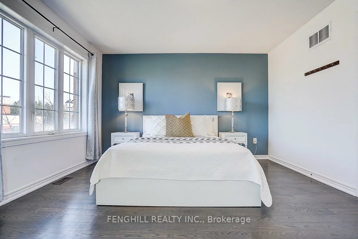 375, White's Hill, Cornell, Markham
