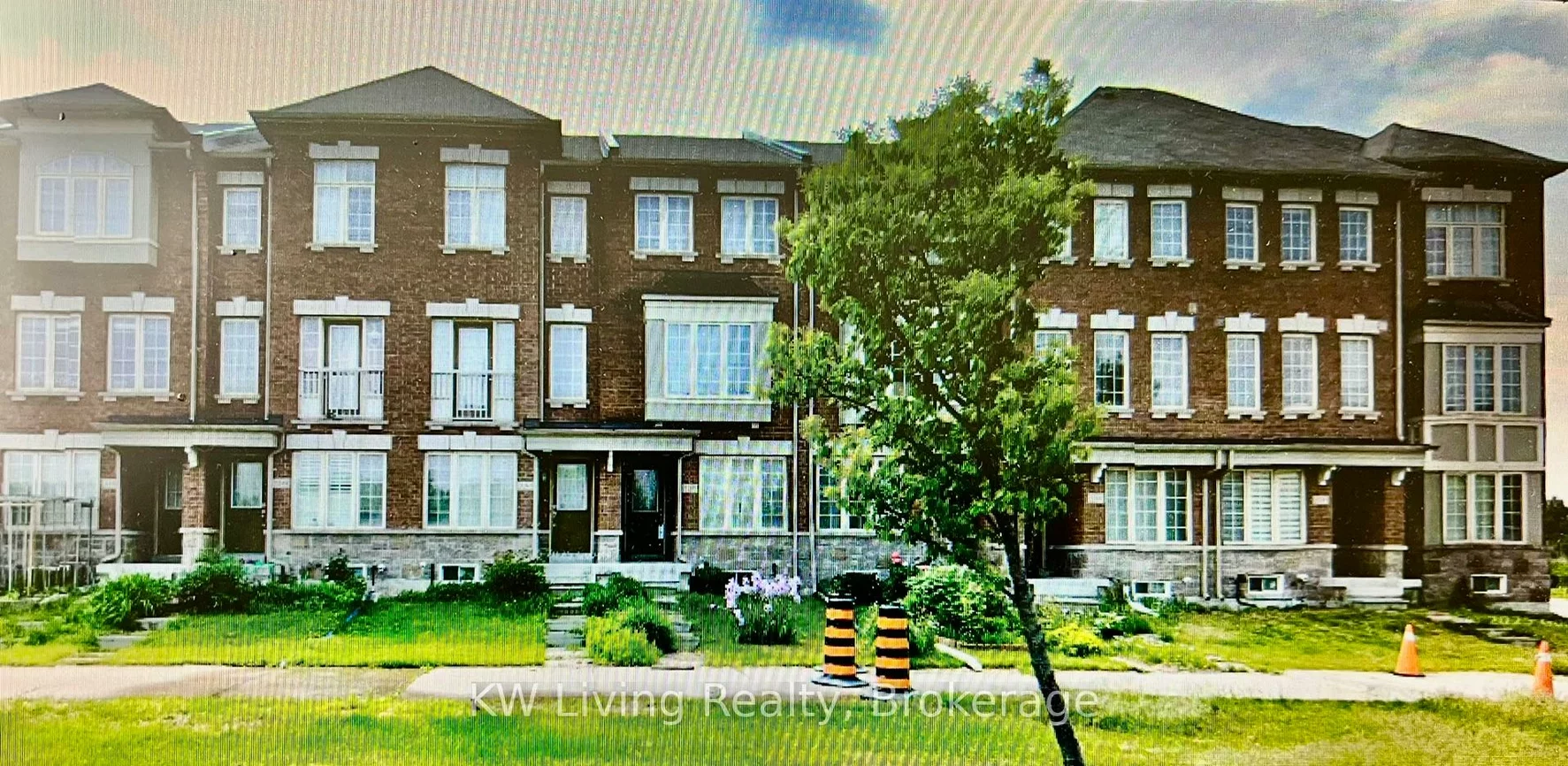 5247, Major Mackenzie, Berczy, Markham