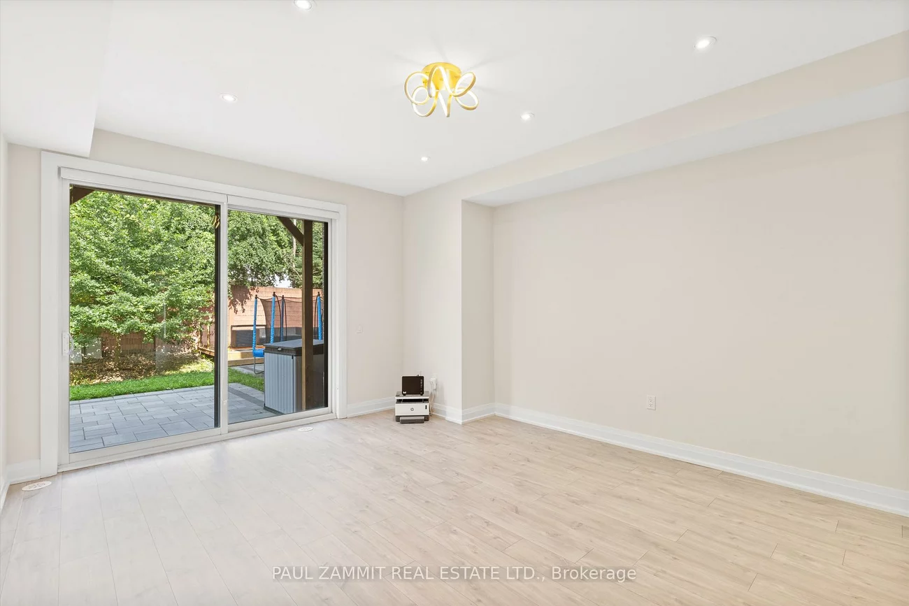 39, Harold Lawrie, Thornhill, Markham