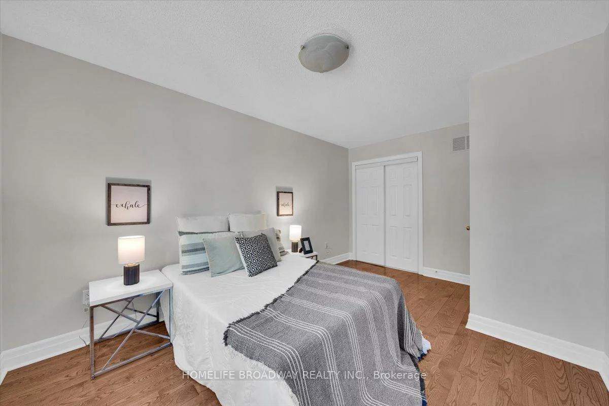 142, Leitchcroft, Commerce Valley, Markham