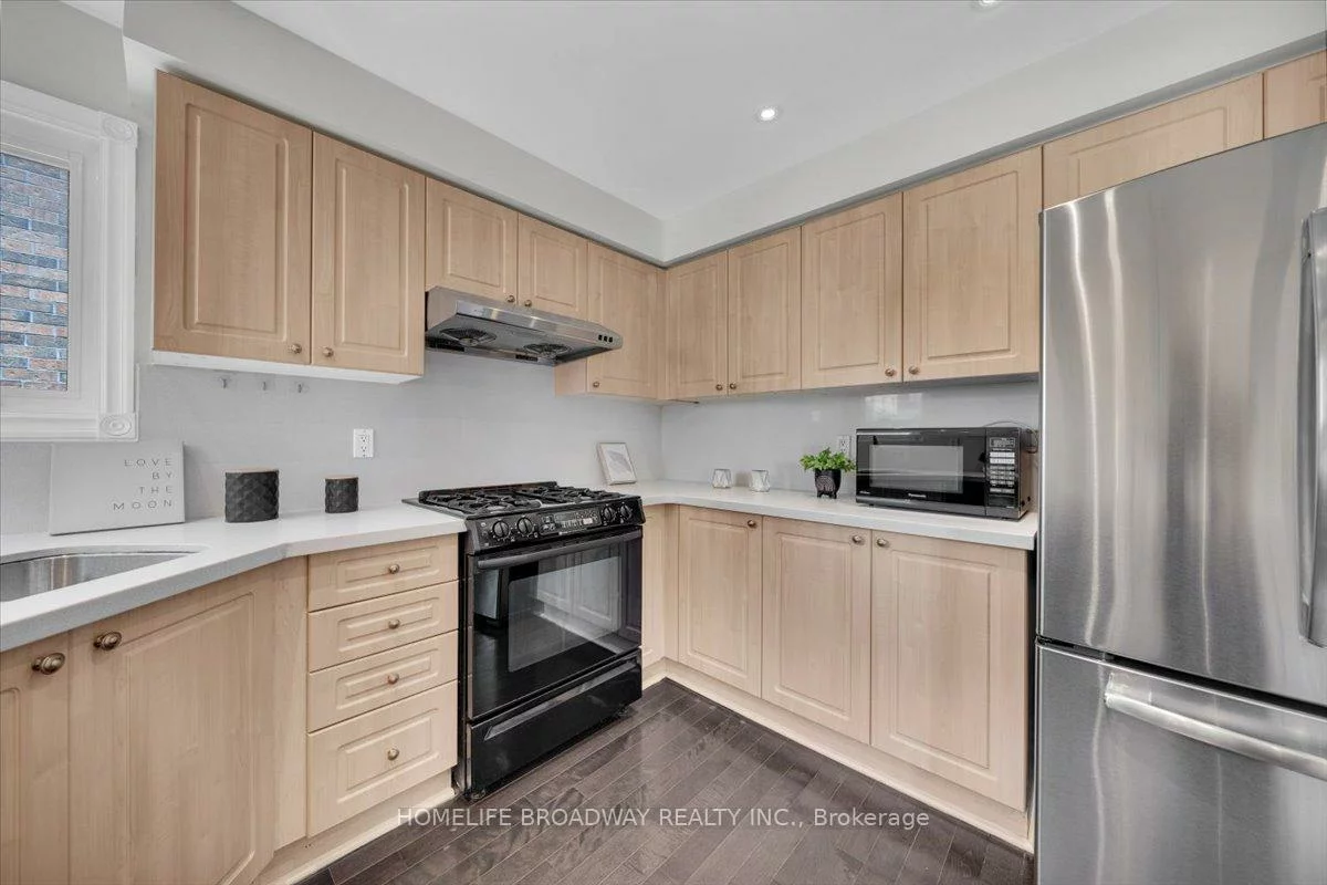 142, Leitchcroft, Commerce Valley, Markham