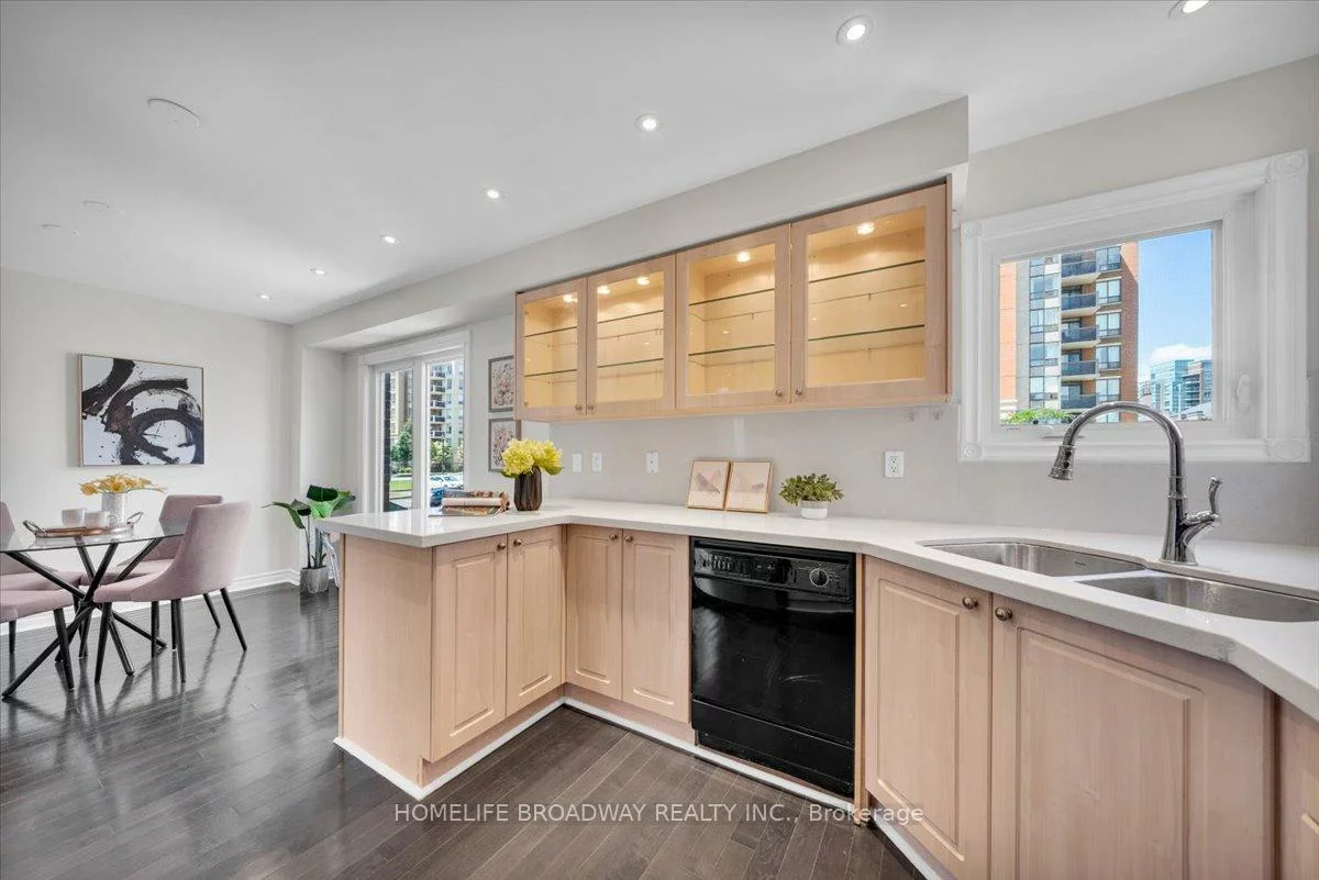 142, Leitchcroft, Commerce Valley, Markham