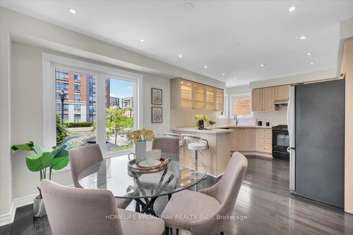 142, Leitchcroft, Commerce Valley, Markham