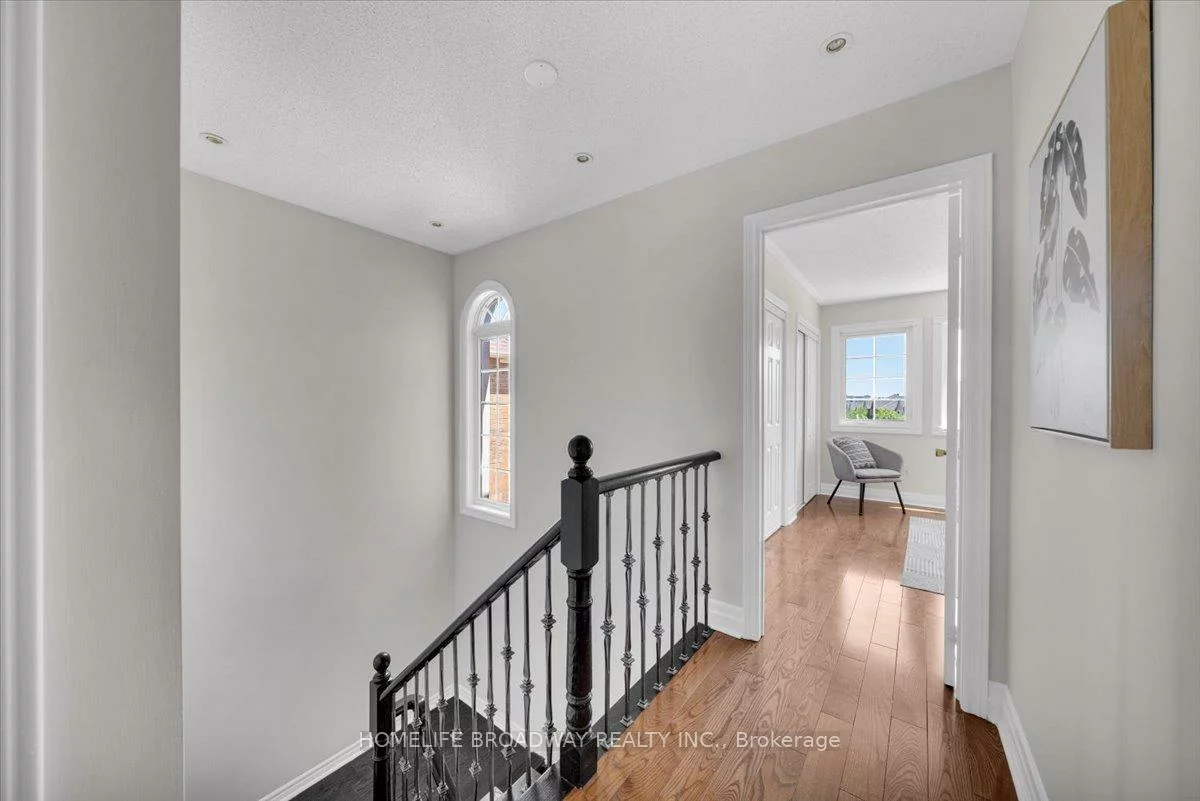 142, Leitchcroft, Commerce Valley, Markham