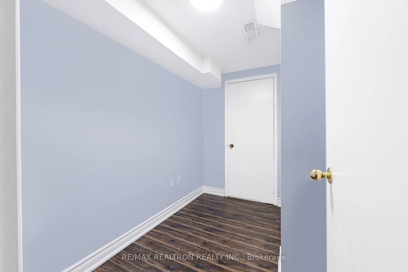 141, Laird, Middlefield, Markham