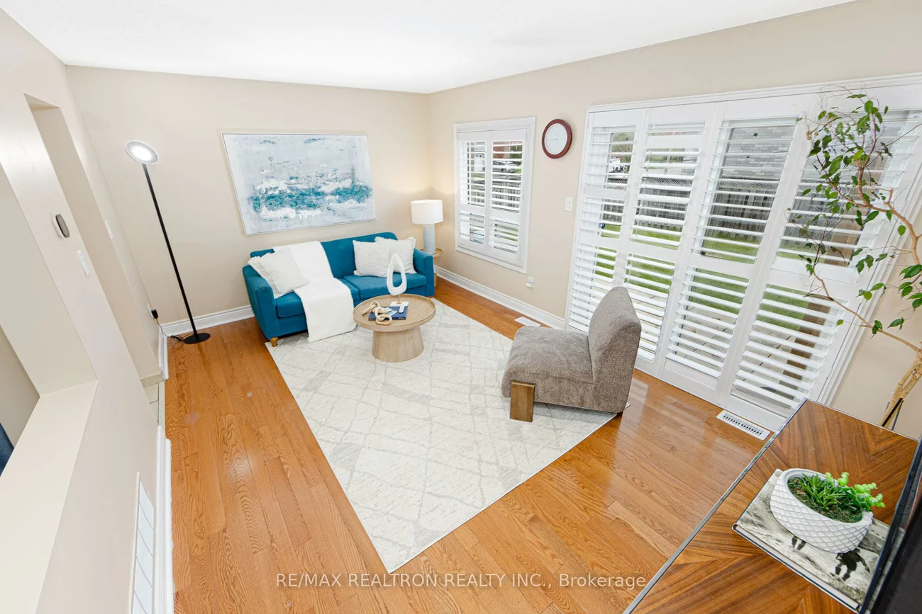 141, Laird, Middlefield, Markham