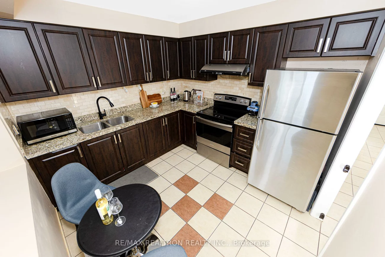141, Laird, Middlefield, Markham