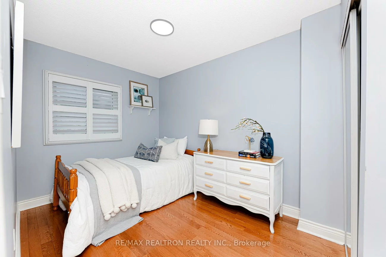 141, Laird, Middlefield, Markham