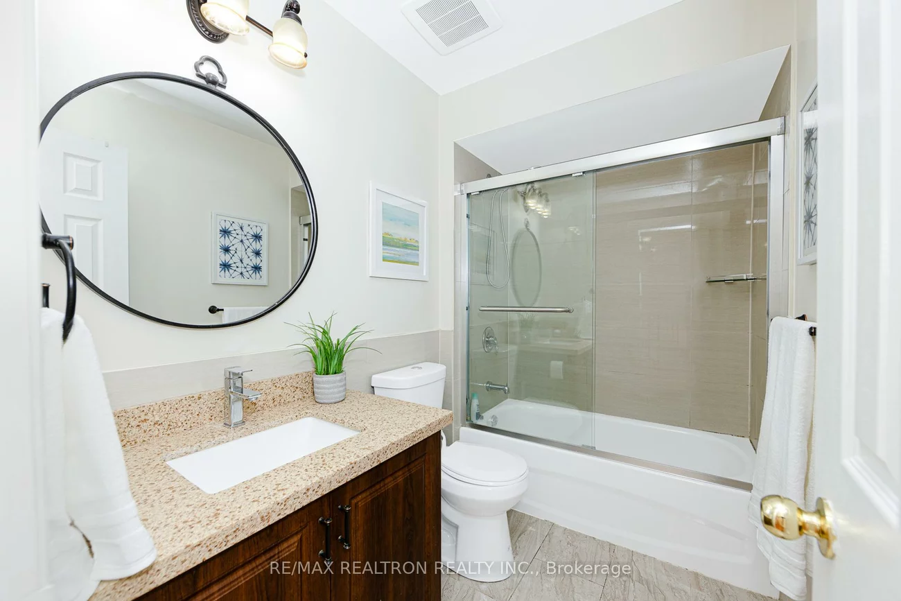 141, Laird, Middlefield, Markham
