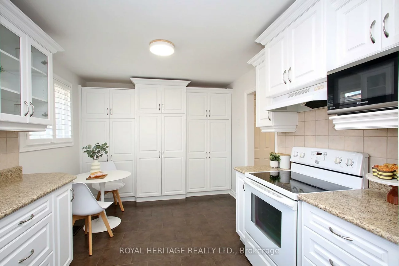 21, Wootten, Sherwood-Amberglen, Markham