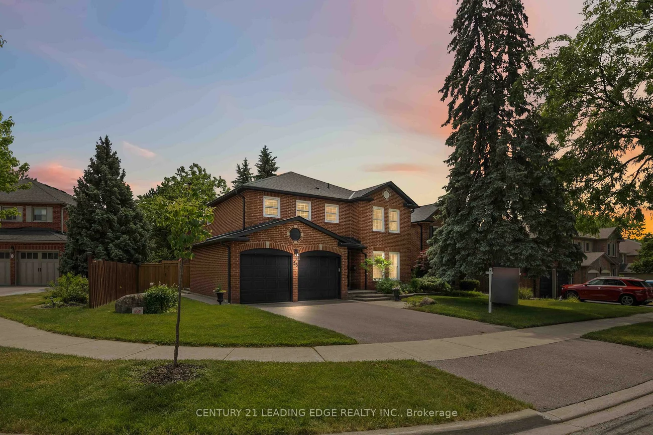 55, McCarty, Markham Village, Markham