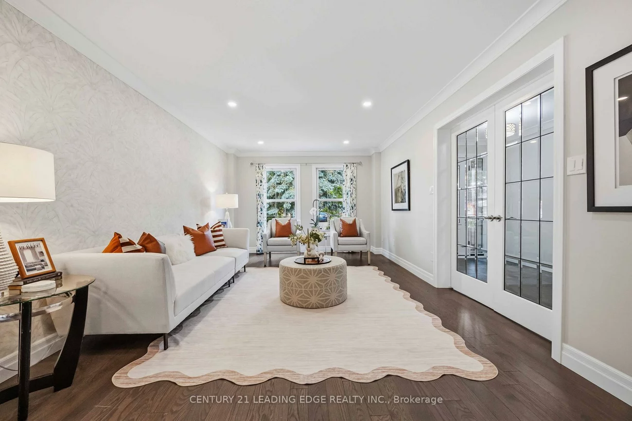 55, McCarty, Markham Village, Markham