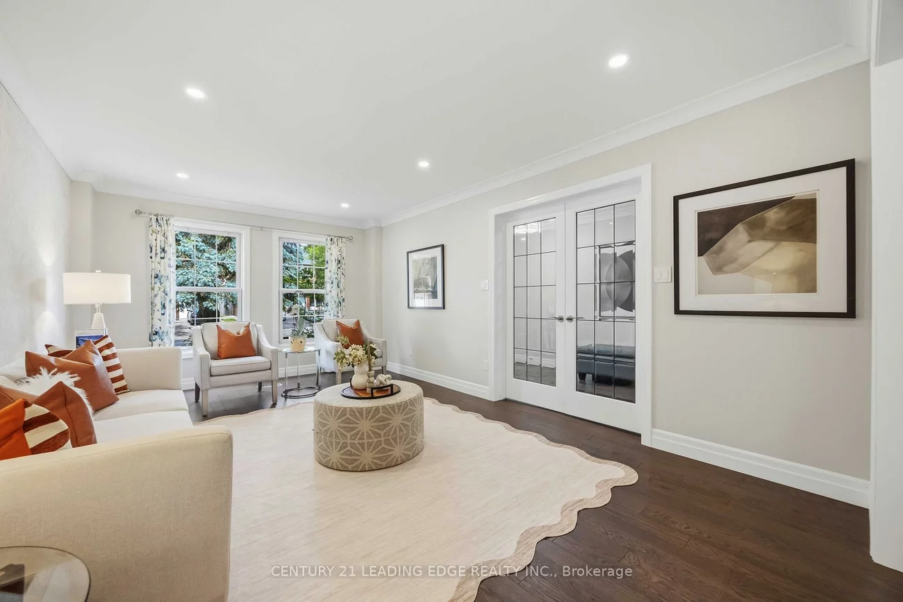 55, McCarty, Markham Village, Markham