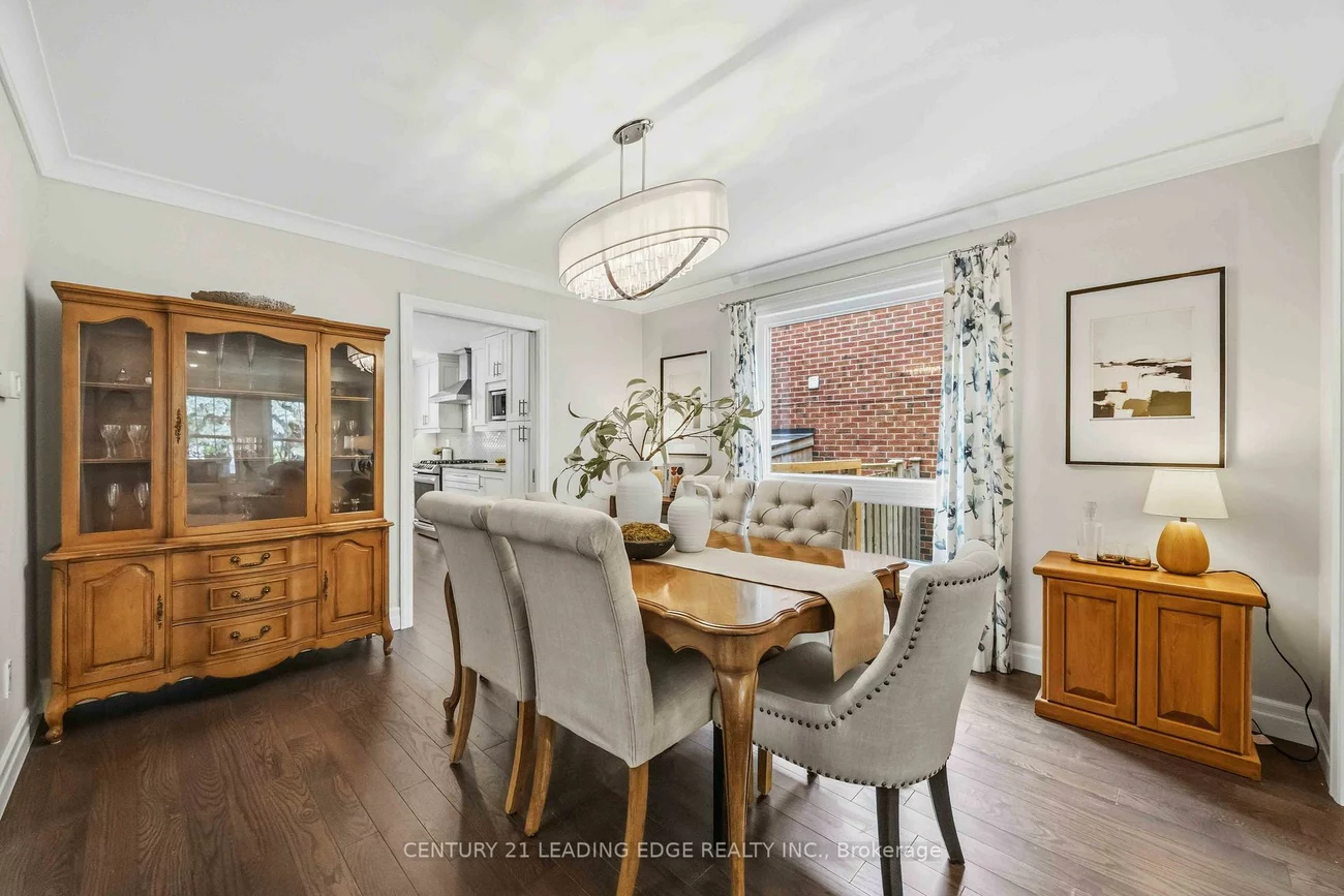 55, McCarty, Markham Village, Markham
