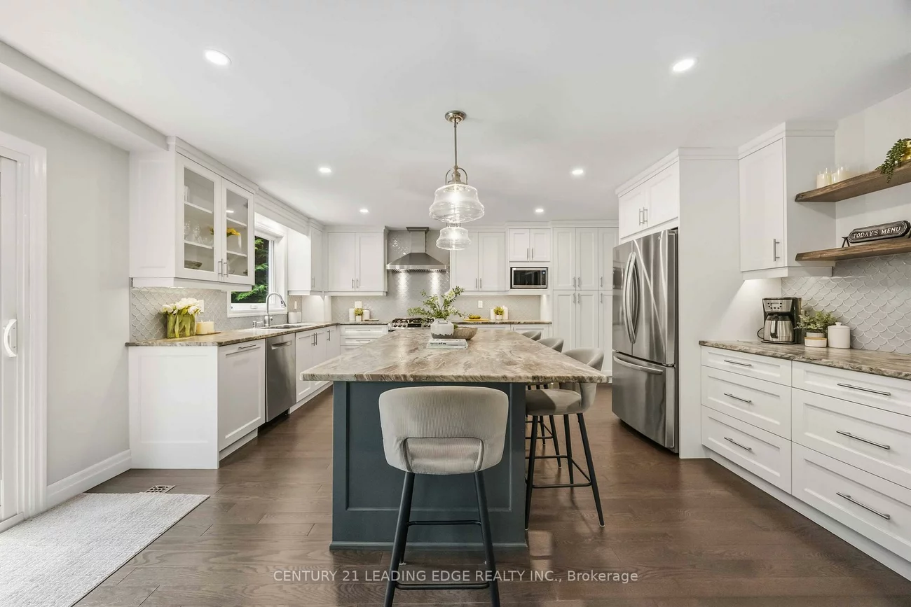 55, McCarty, Markham Village, Markham