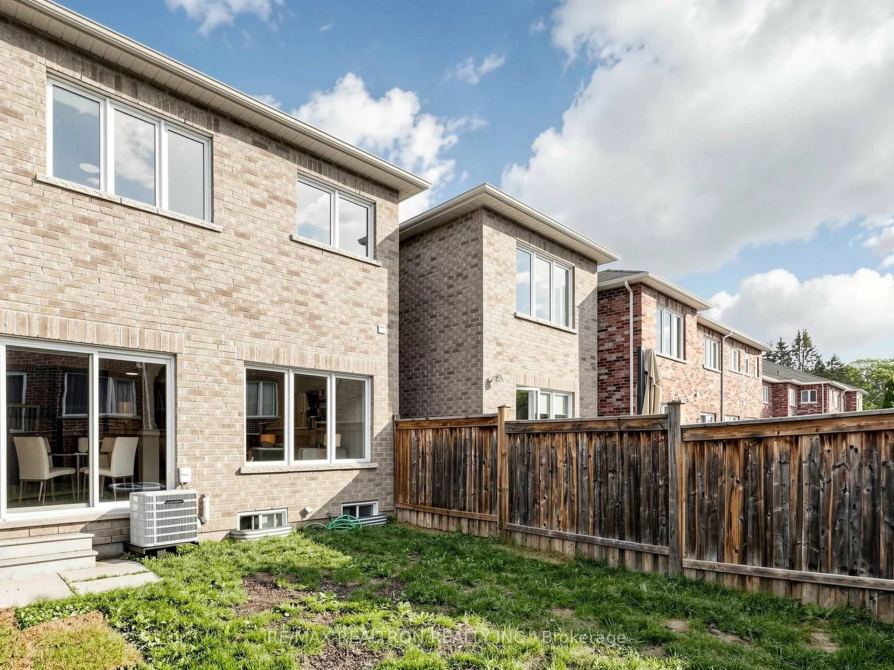15, Black Locust, Greensborough, Markham