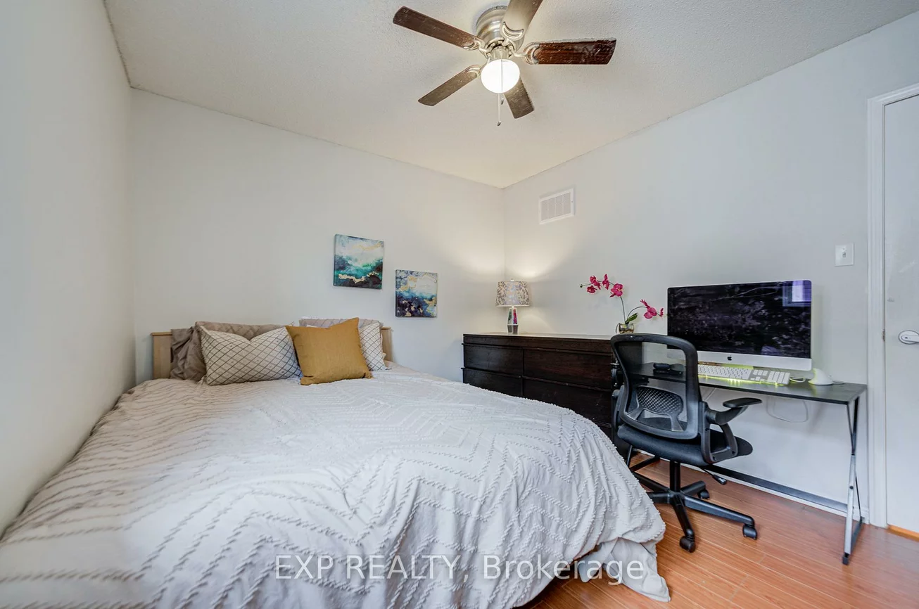 211, Sophia, Middlefield, Markham