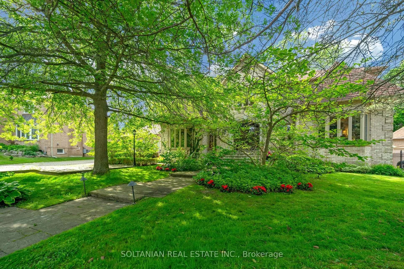 6, Fairfield, Bayview Glen, Markham