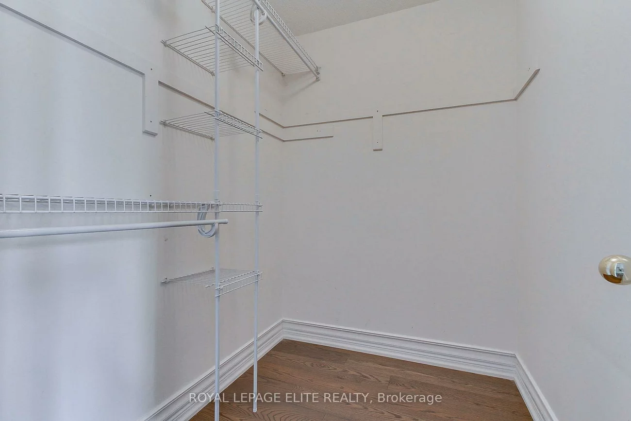 2980, Bur Oak, Cornell, Markham