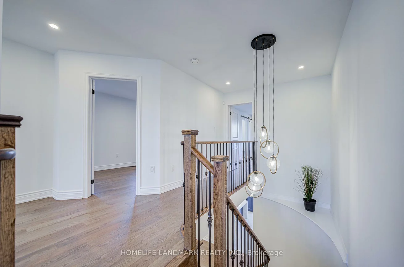 24, Haskett, Cedar Grove, Markham