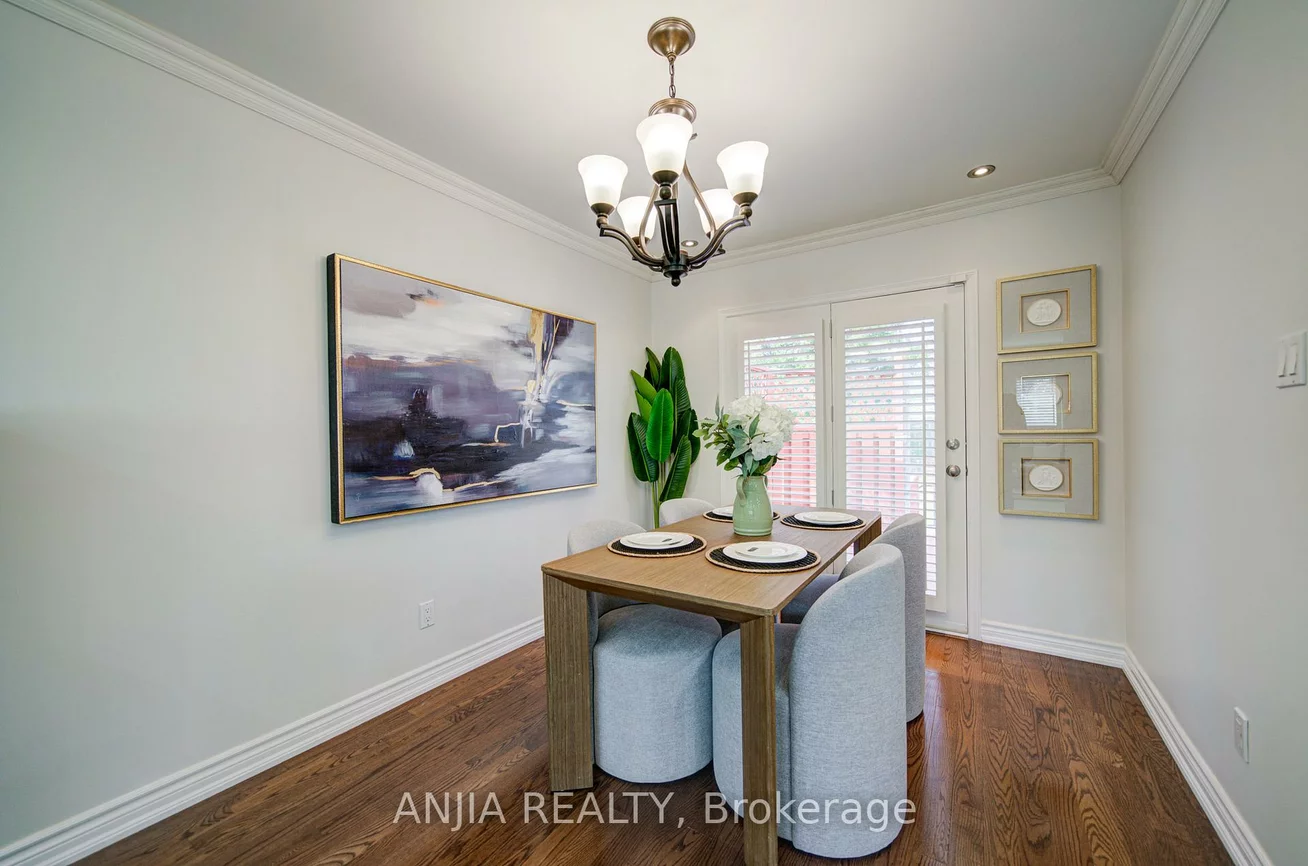 70, Briarwood, Unionville, Markham