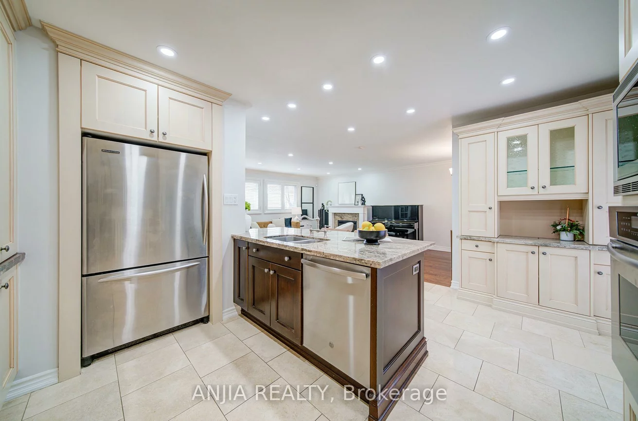 70, Briarwood, Unionville, Markham
