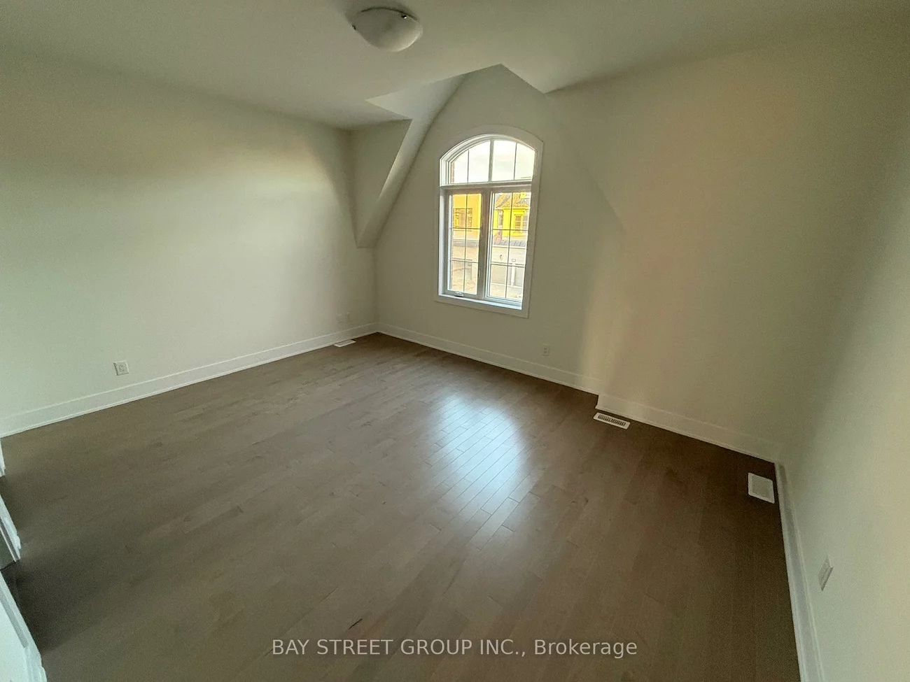 34, Nanhai, Angus Glen, Markham