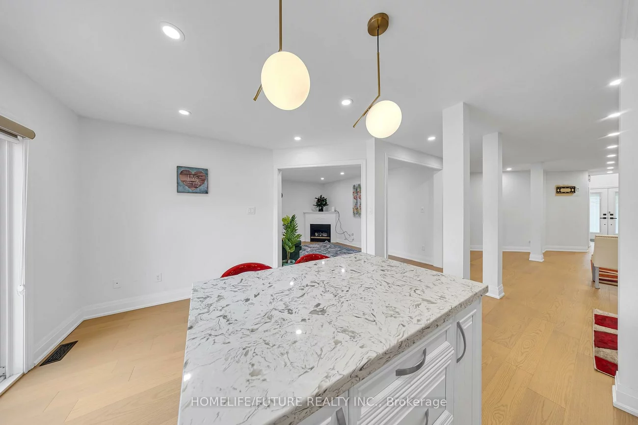 262, Helen, Village Green-South Unionville, Markham
