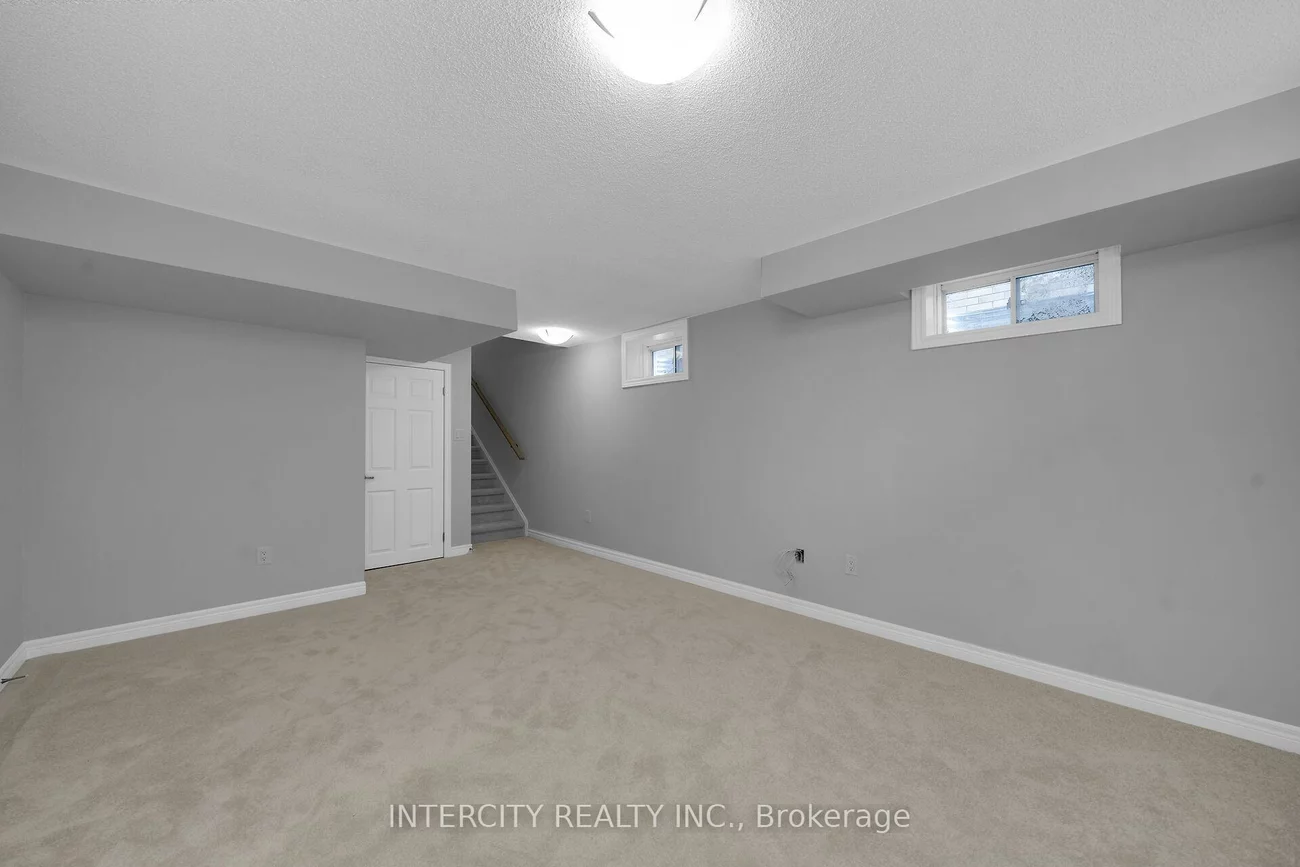 182, Mumbai, Middlefield, Markham