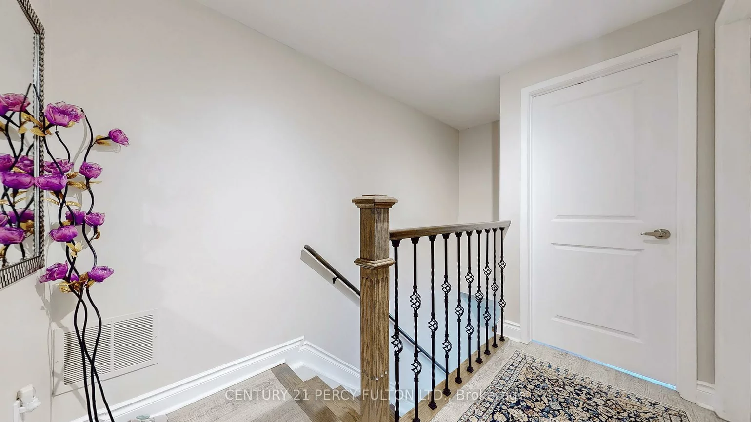 158, Holm, Aileen-Willowbrook, Markham