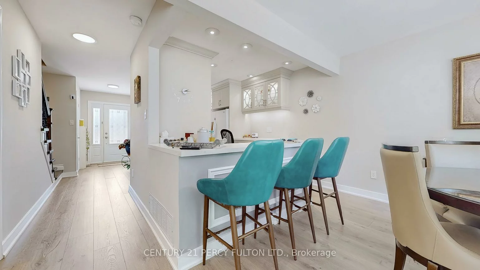 158, Holm, Aileen-Willowbrook, Markham