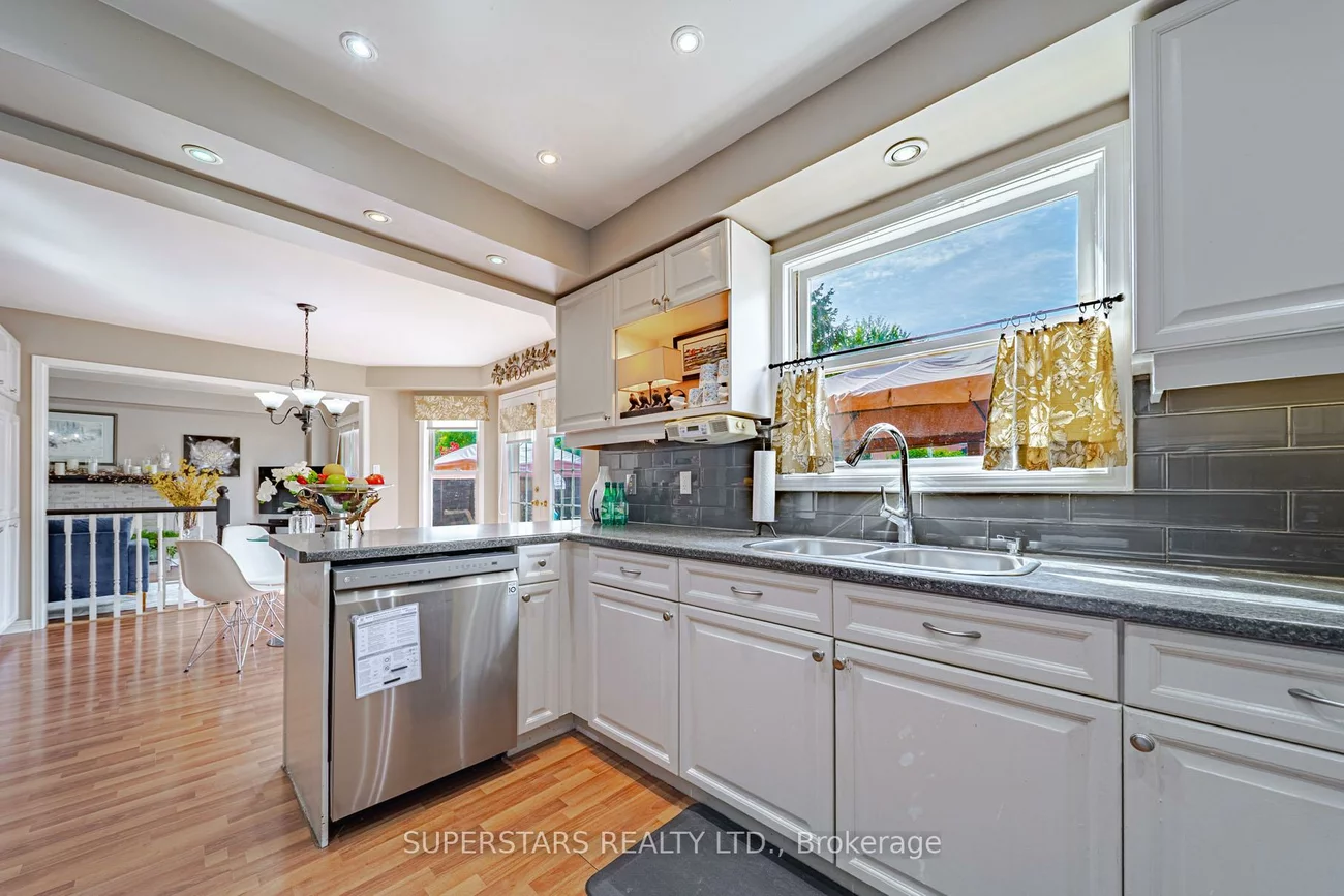 29, Arborfield, Markville, Markham