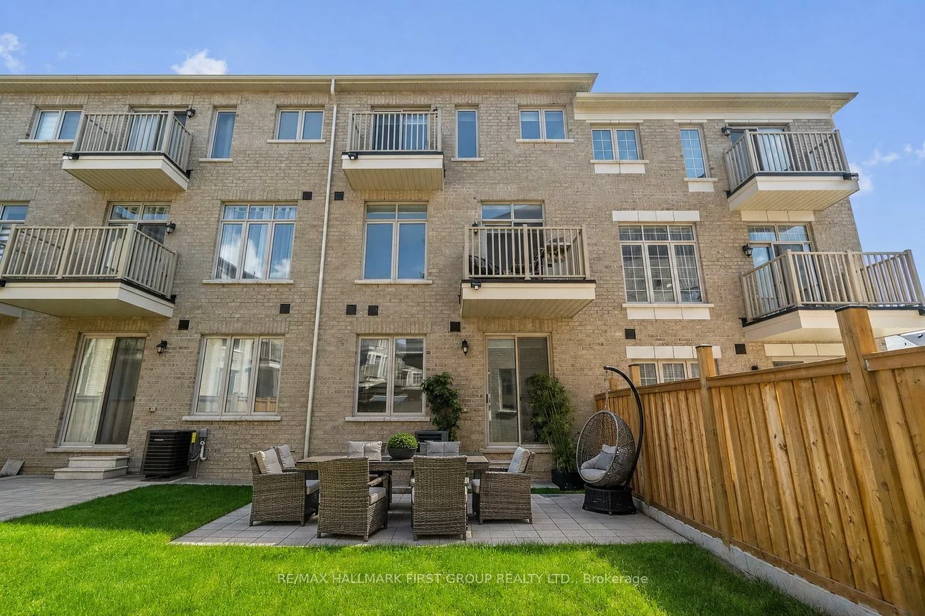 22, Phillipsen, Cedarwood, Markham