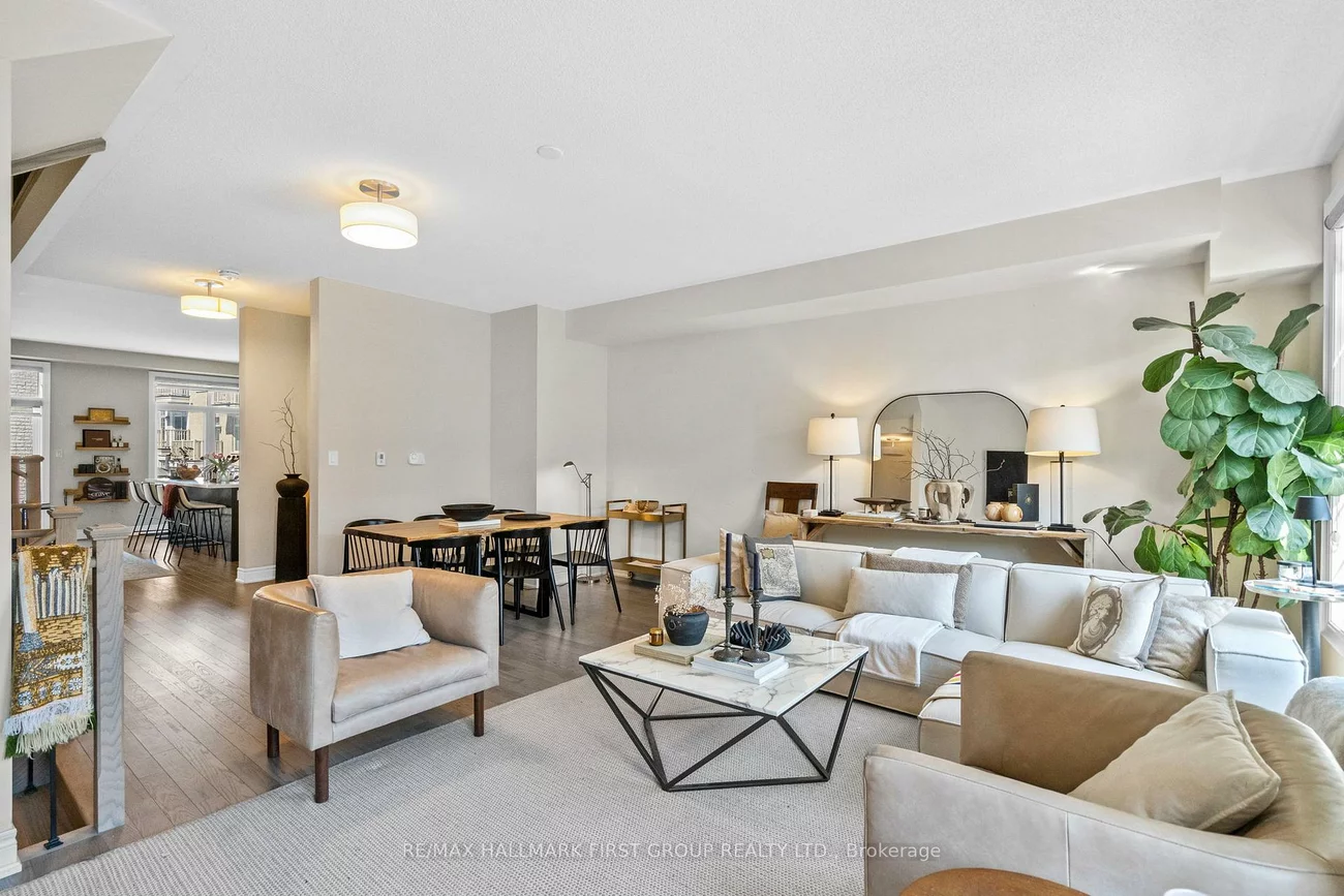 22, Phillipsen, Cedarwood, Markham