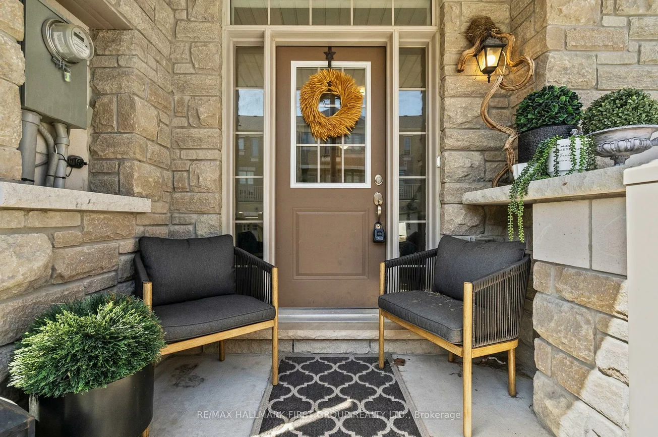 22, Phillipsen, Cedarwood, Markham